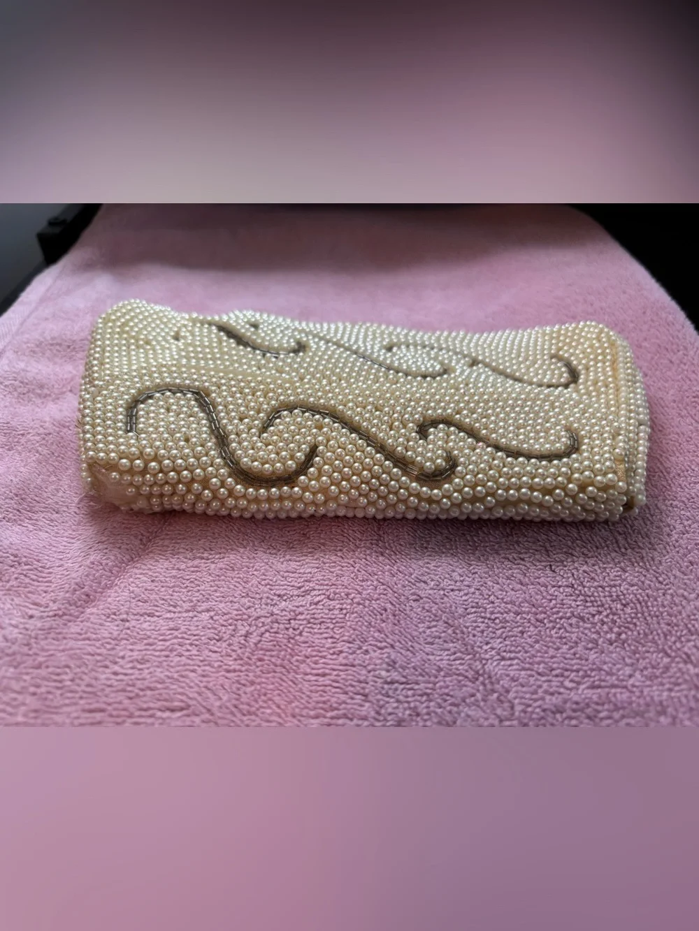 RARE Vintage 1950s Bags by Susan Hand Beaded Pearl Wave Clutch- Made In Japan